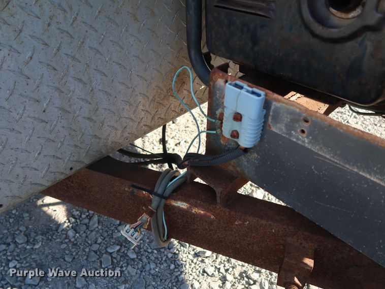 image for item IY9053 1997 Wil-Ro Inc.  fiber optic splicing trailer