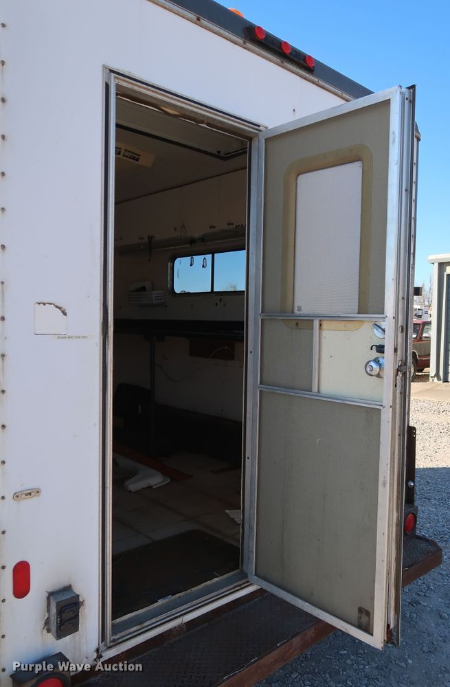 image for item IY9053 1997 Wil-Ro Inc.  fiber optic splicing trailer