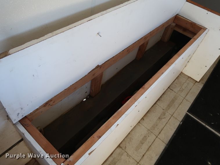 image for item IY9053 1997 Wil-Ro Inc.  fiber optic splicing trailer