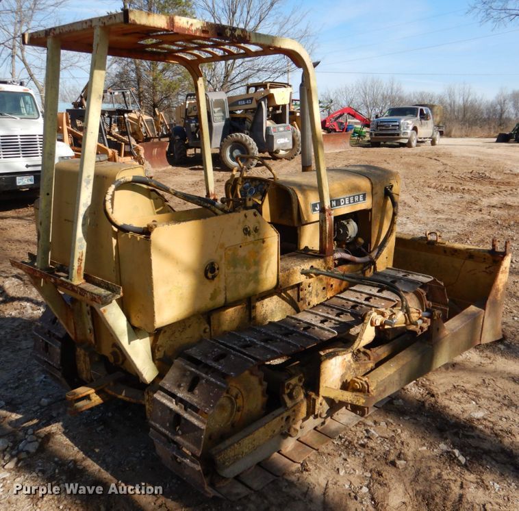 image for item JD9463 John Deere  dozer
