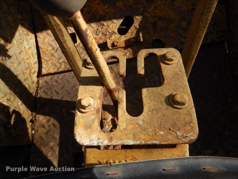 image for item JD9463 John Deere  dozer