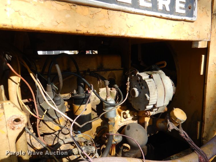 image for item JD9463 John Deere  dozer