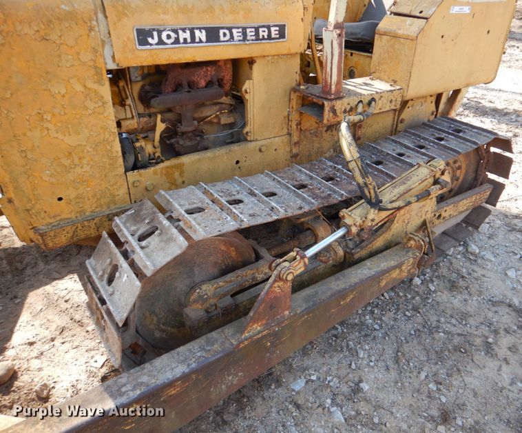 image for item JD9463 John Deere  dozer