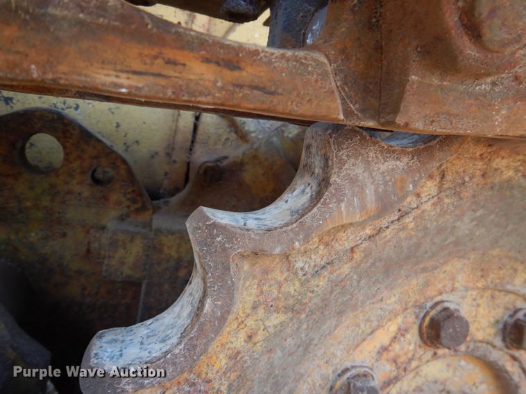 image for item JD9463 John Deere  dozer