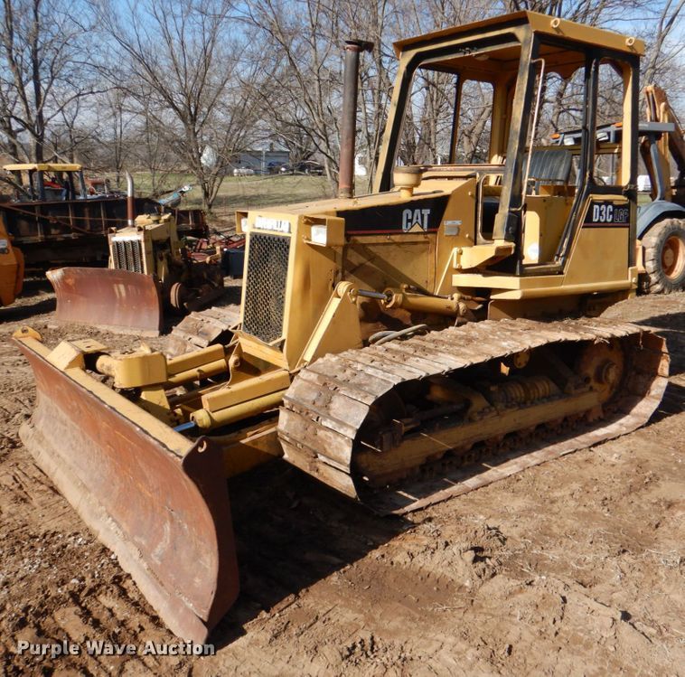 image for item JD9464 1988 Caterpillar D3C  dozer