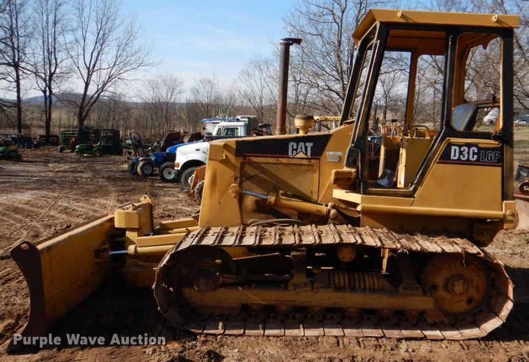 image for item JD9464 1988 Caterpillar D3C  dozer