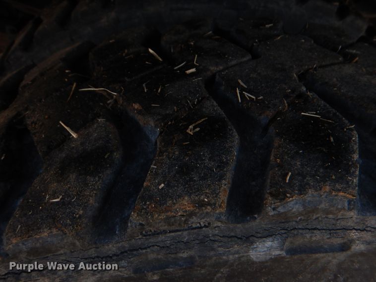 image for item JD9469 1998 Ford F800  dump truck