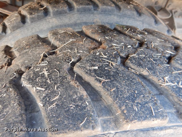 image for item JD9469 1998 Ford F800  dump truck