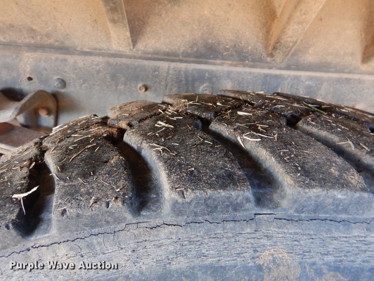 image for item JD9469 1998 Ford F800  dump truck