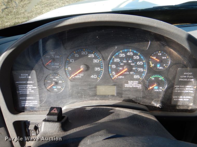 image for item JD9470 2007 International 4300  dump truck