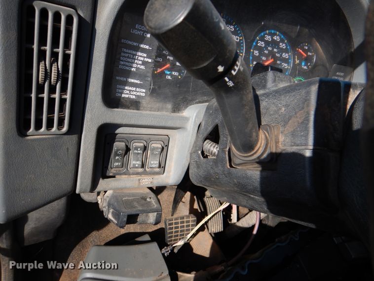 image for item JD9470 2007 International 4300  dump truck