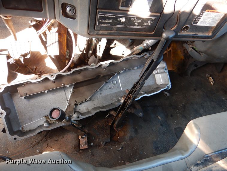 image for item JD9470 2007 International 4300  dump truck