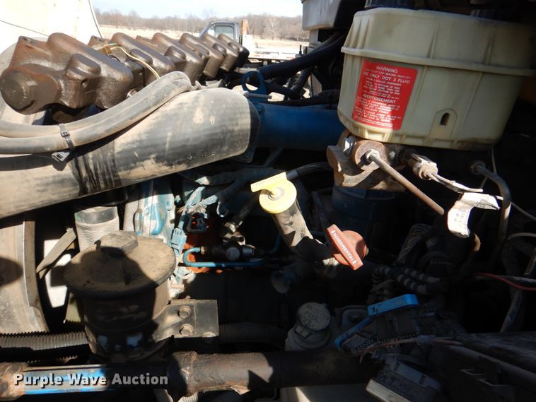 image for item JD9470 2007 International 4300  dump truck