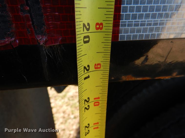 image for item JD9470 2007 International 4300  dump truck