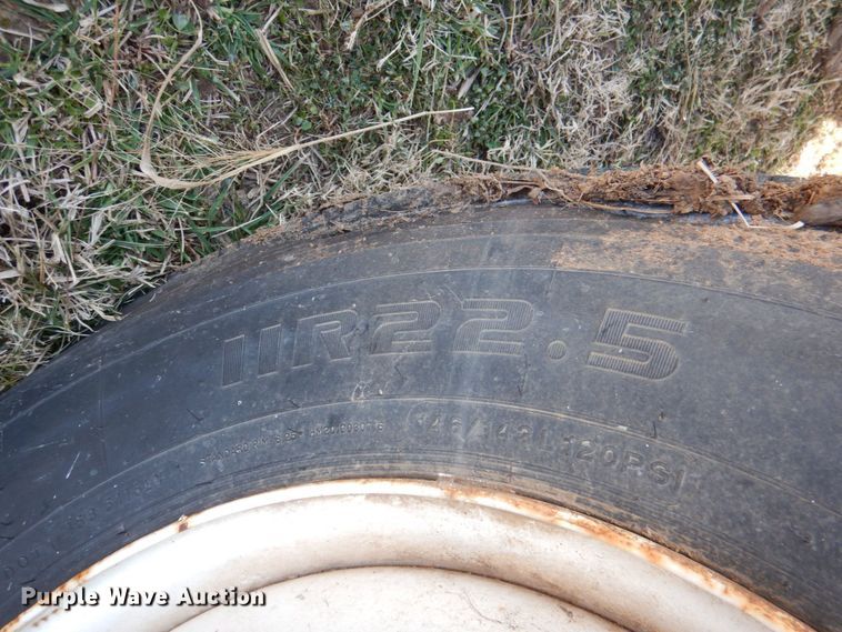 image for item JD9470 2007 International 4300  dump truck