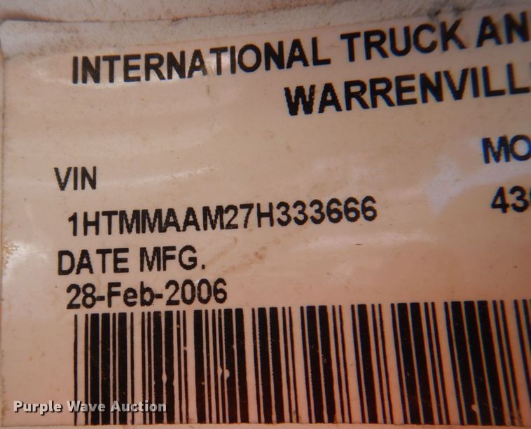 image for item JD9470 2007 International 4300  dump truck