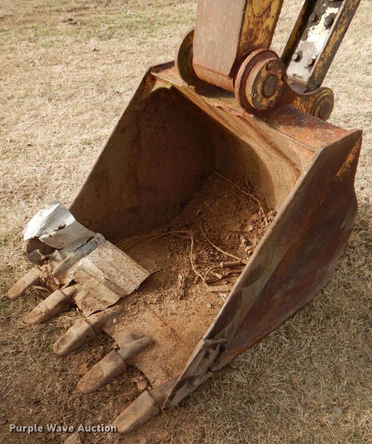 image for item JD9472 1990 Caterpillar E110B  excavator