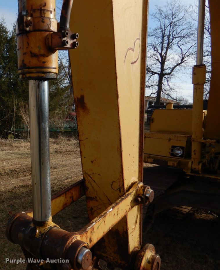 image for item JD9472 1990 Caterpillar E110B  excavator