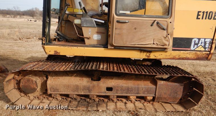 image for item JD9472 1990 Caterpillar E110B  excavator