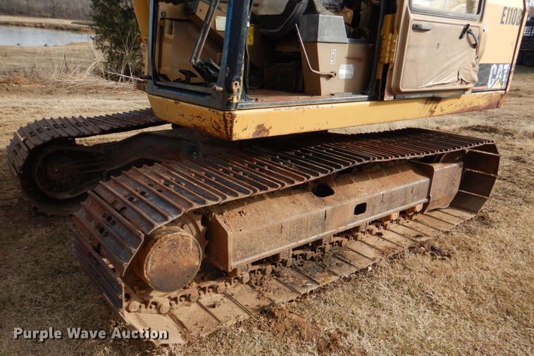 image for item JD9472 1990 Caterpillar E110B  excavator