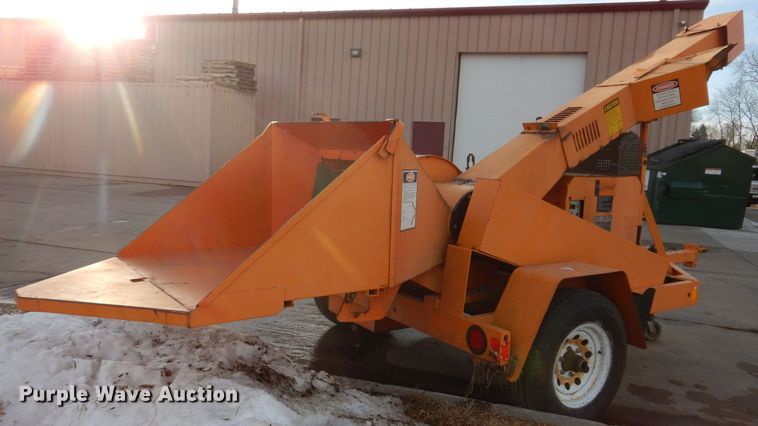 image for item JH9889 Whisper  wood chipper