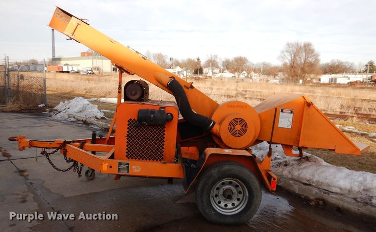 image for item JH9889 Whisper  wood chipper