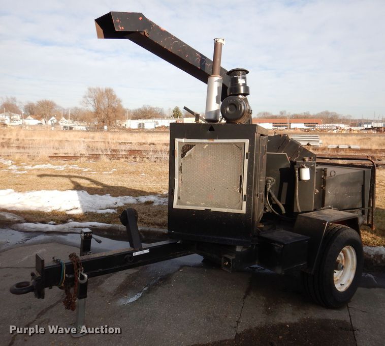 image for item JH9890 Morbark 290  wood chipper