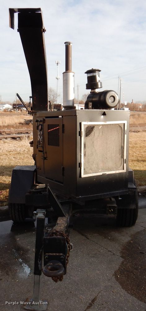 image for item JH9890 Morbark 290  wood chipper