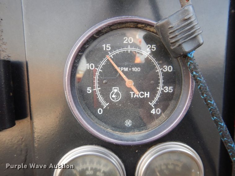 image for item JH9890 Morbark 290  wood chipper