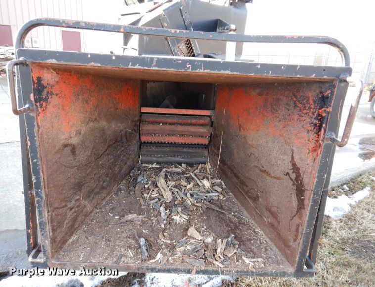 image for item JH9890 Morbark 290  wood chipper