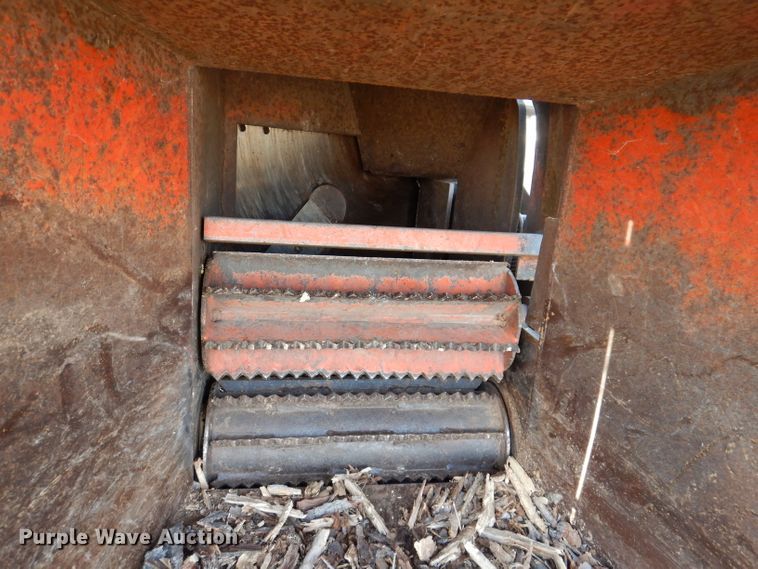 image for item JH9890 Morbark 290  wood chipper