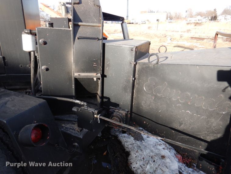 image for item JH9890 Morbark 290  wood chipper