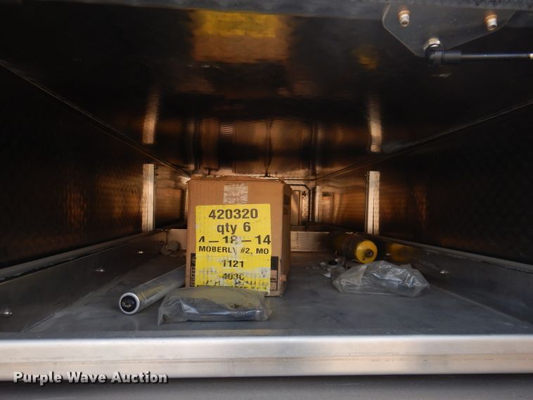 image for item JH9892 2015 International TerraStar  bucket truck