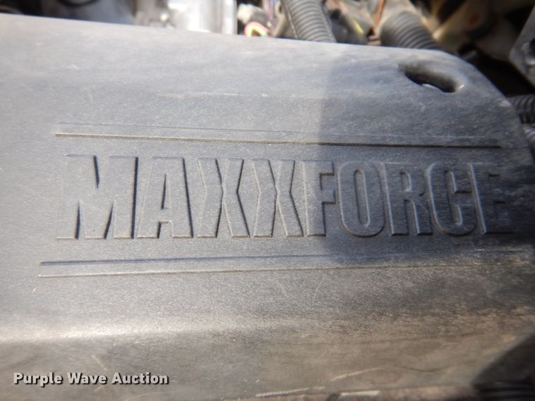 image for item JH9892 2015 International TerraStar  bucket truck