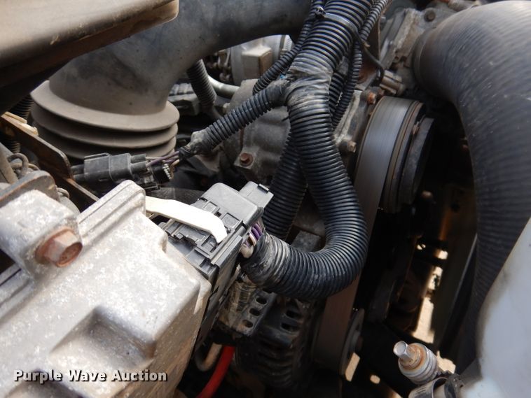 image for item JH9892 2015 International TerraStar  bucket truck