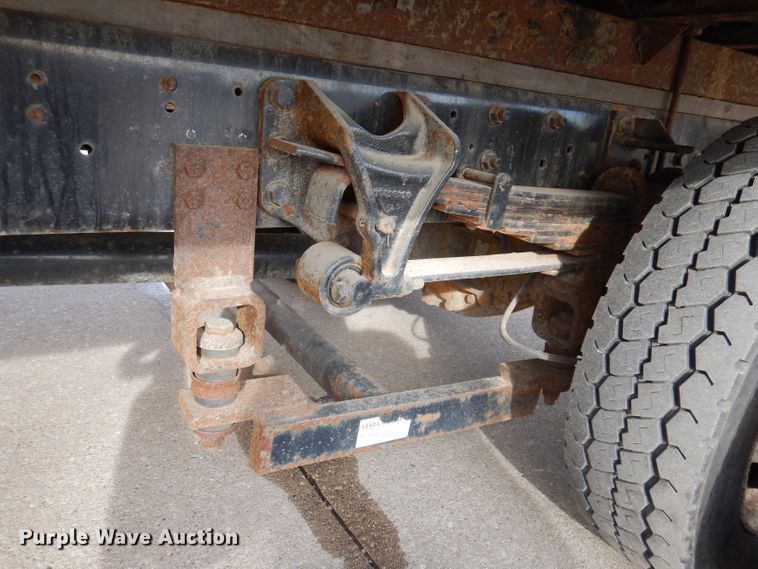 image for item JH9892 2015 International TerraStar  bucket truck