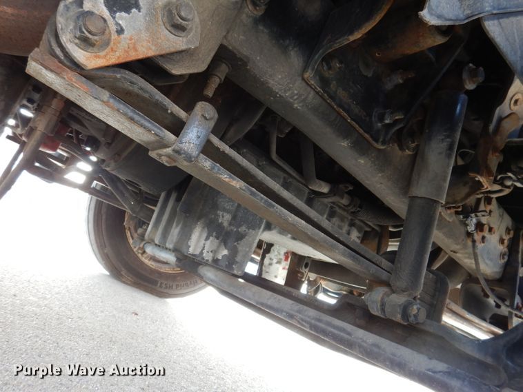 image for item JH9892 2015 International TerraStar  bucket truck