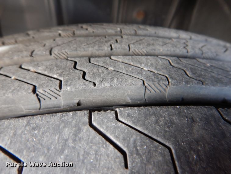 image for item JH9892 2015 International TerraStar  bucket truck