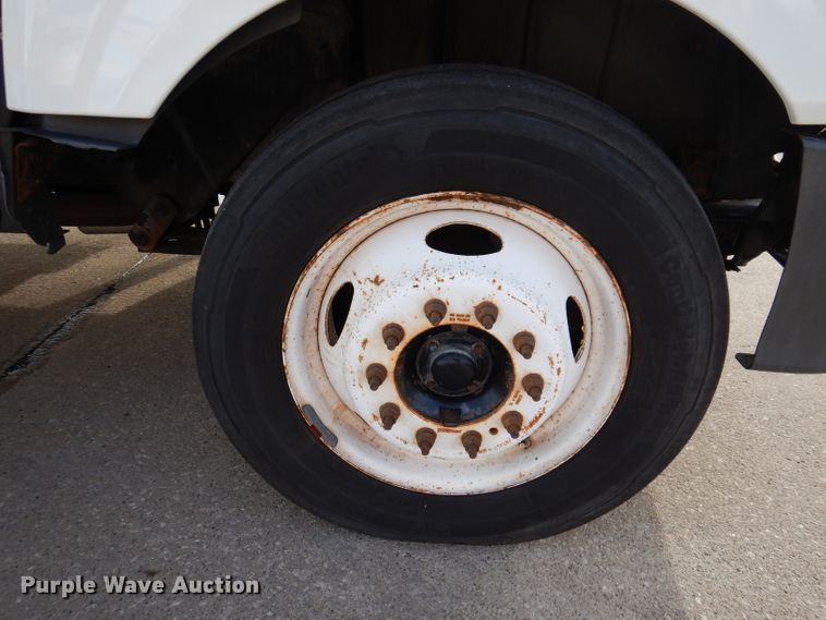 image for item JH9892 2015 International TerraStar  bucket truck