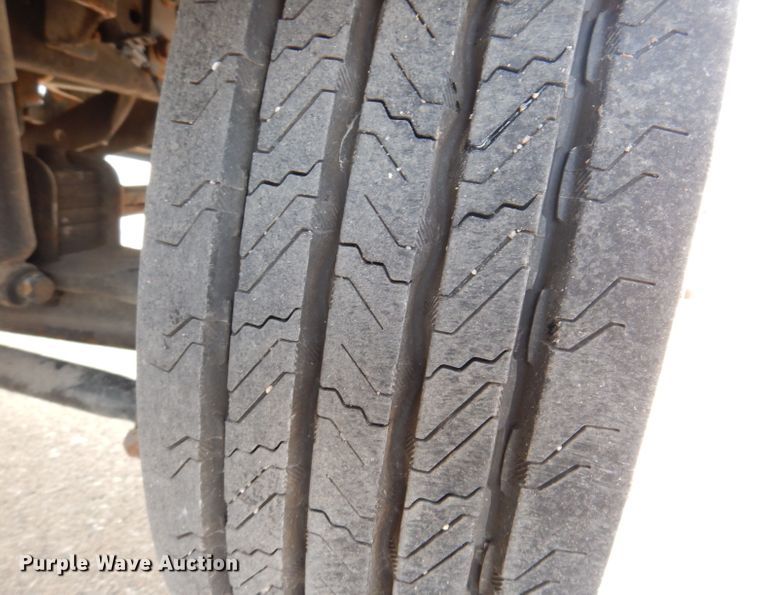 image for item JH9892 2015 International TerraStar  bucket truck