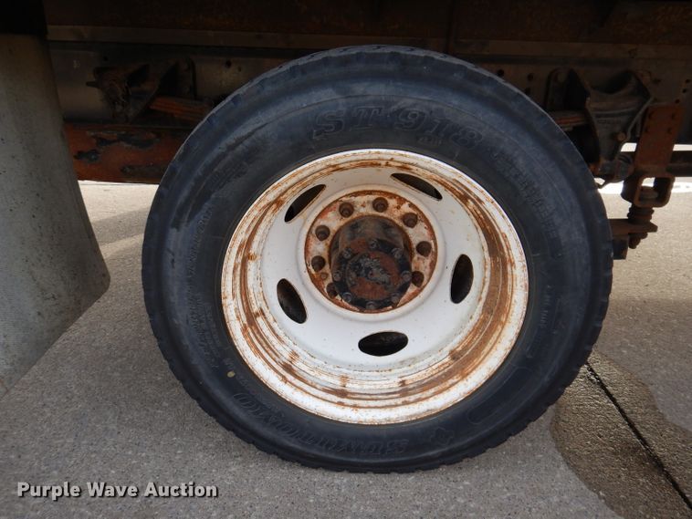 image for item JH9892 2015 International TerraStar  bucket truck