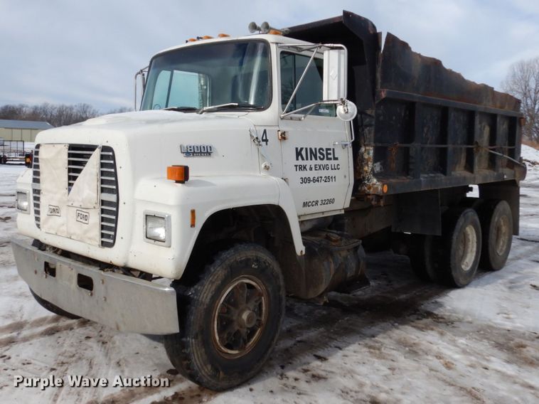 image for item JK9839 1989 Ford L8000  dump truck
