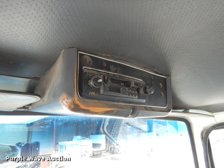 image for item JK9839 1989 Ford L8000  dump truck