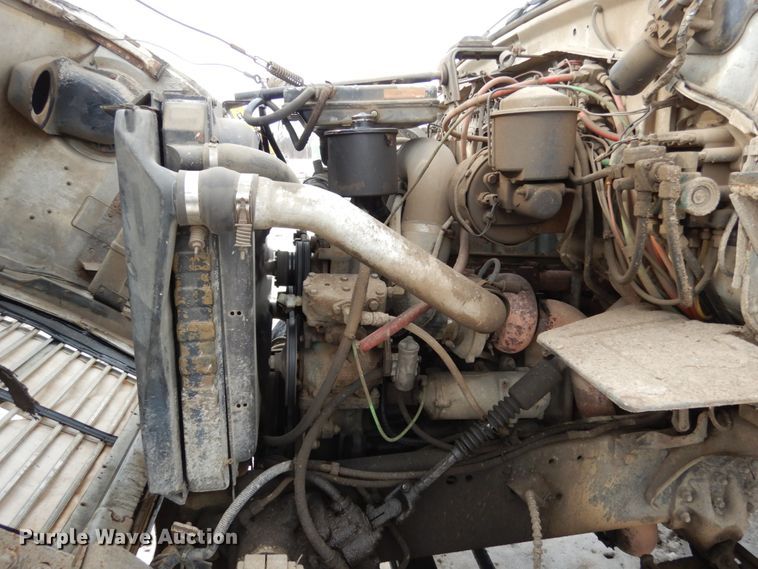 image for item JK9839 1989 Ford L8000  dump truck