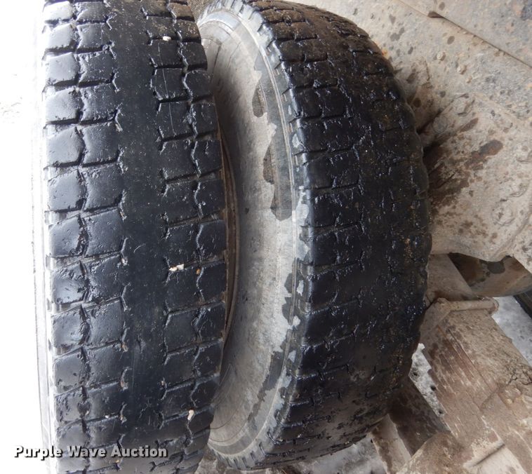 image for item JK9839 1989 Ford L8000  dump truck