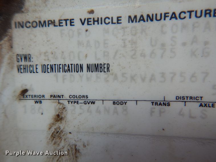 image for item JK9839 1989 Ford L8000  dump truck