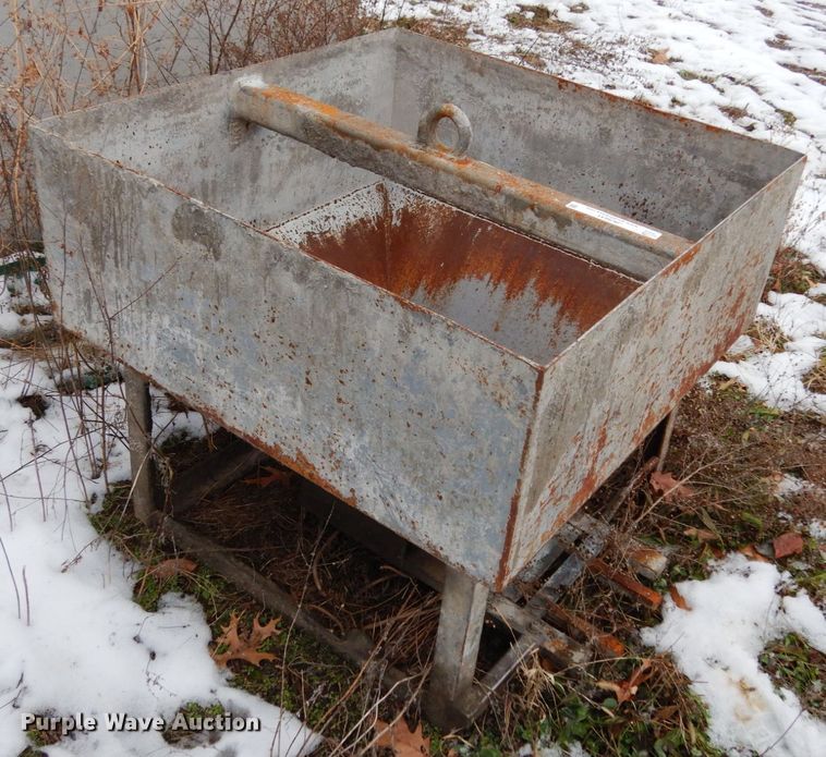 image for item JK9841 Concrete hopper