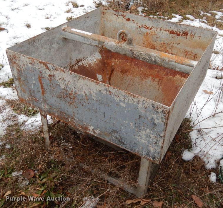 image for item JK9841 Concrete hopper