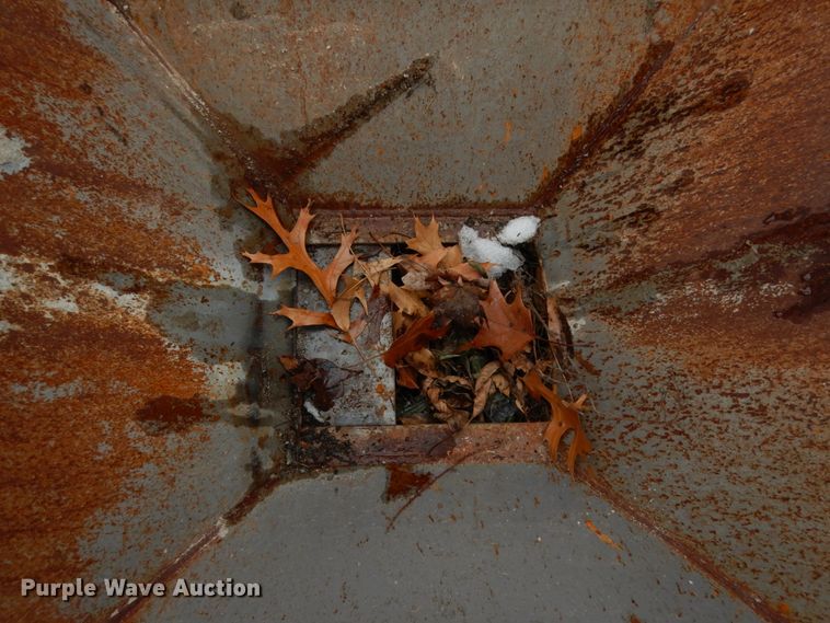 image for item JK9841 Concrete hopper