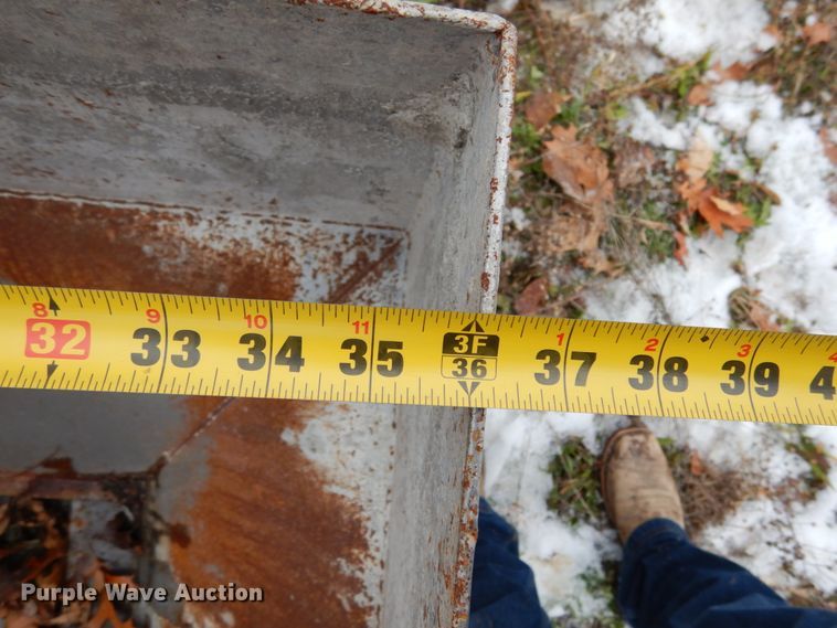 image for item JK9841 Concrete hopper